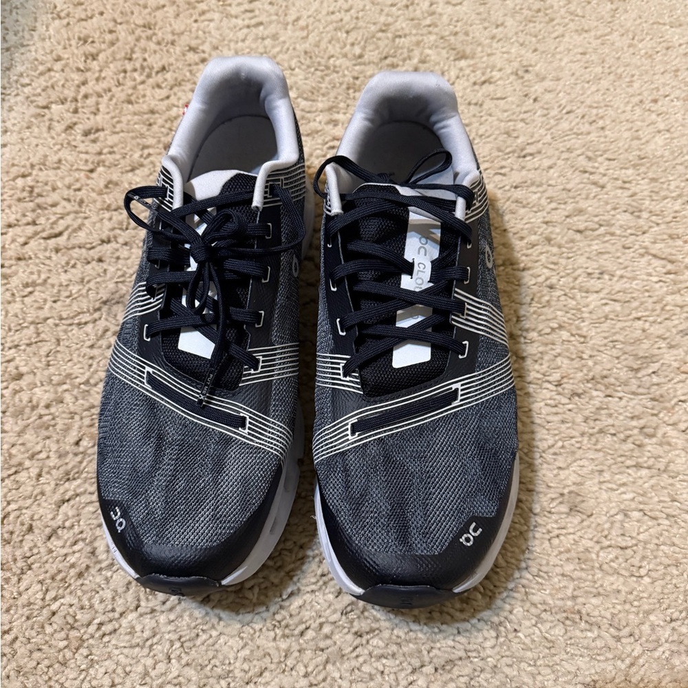 On Running Men's Black and Gray Athletic Shoes